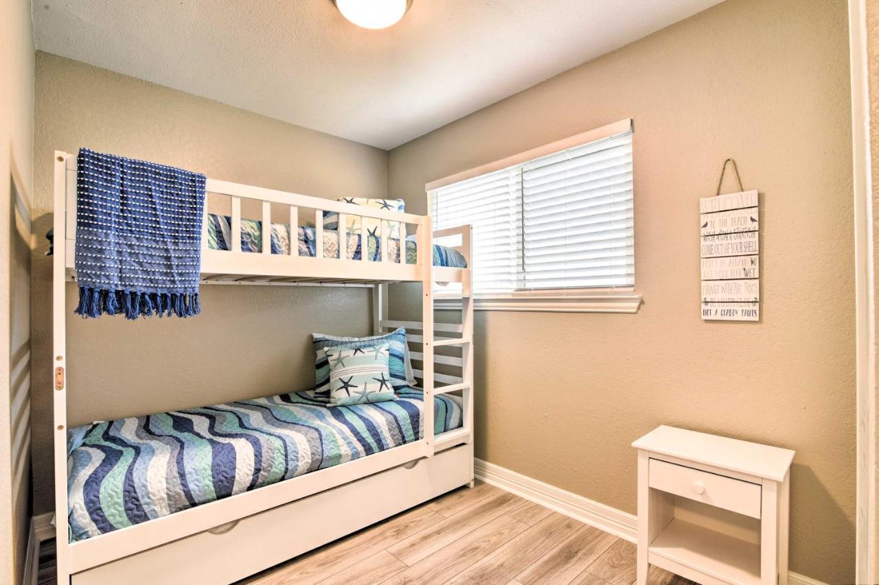 Beachfront Galveston Oasis Balconies, Ocean View! Bagian luar foto