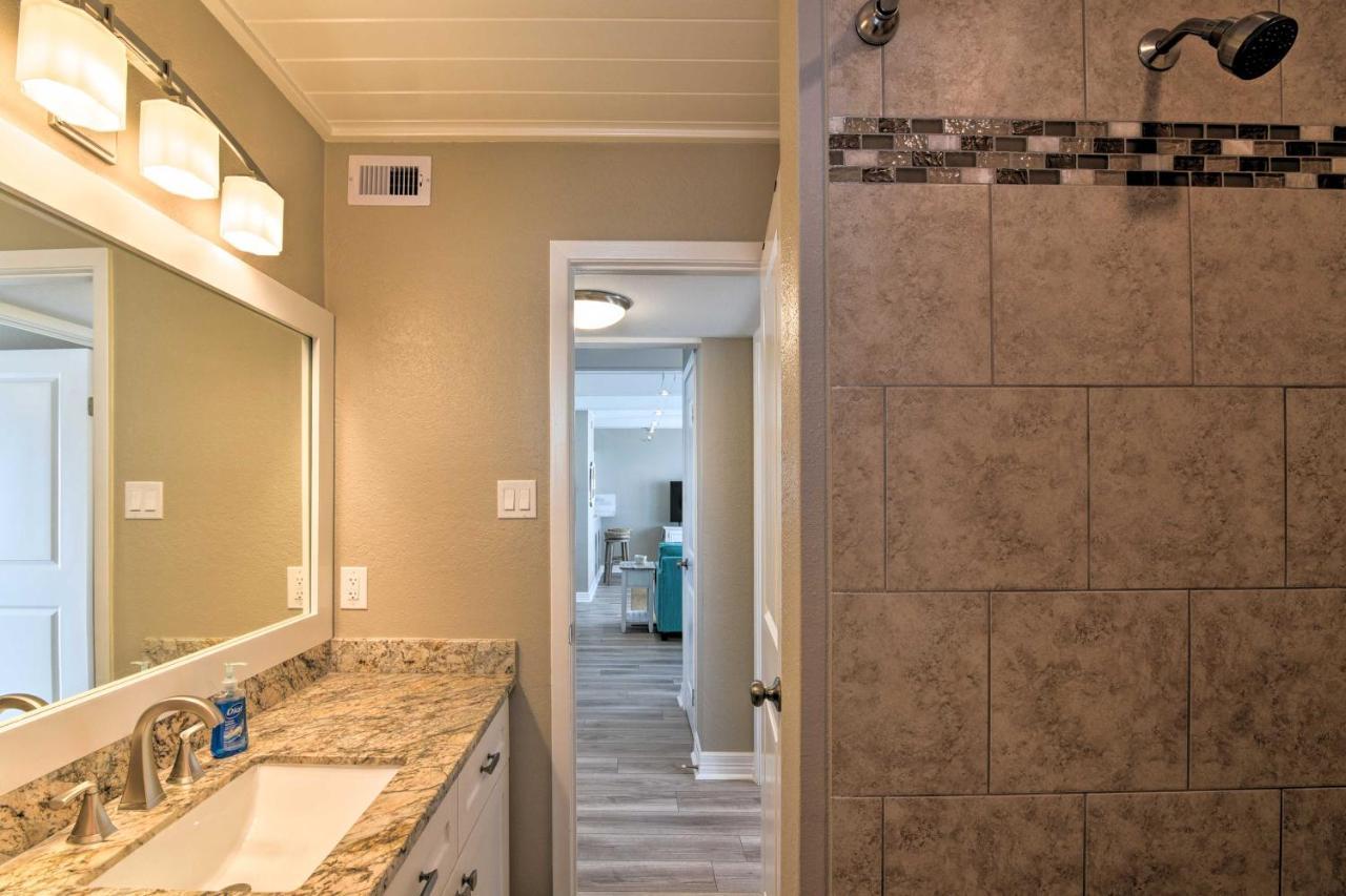 Beachfront Galveston Oasis Balconies, Ocean View! Bagian luar foto